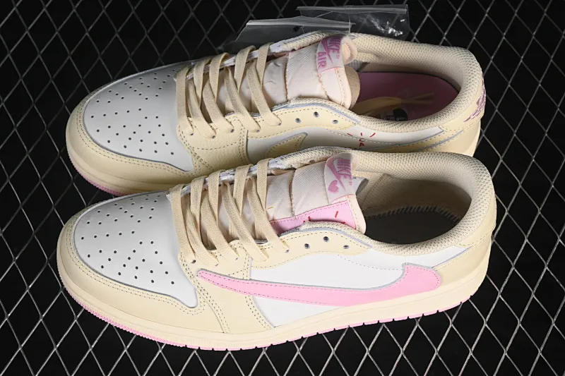 All categories Air Jordan Jordan series basketball shoes Air Jordan 1 Low ZG version Travis Scott x Air Jordan 1 Low OG AJ1 Joe 1 undercut low top full head layer IQ7604-100